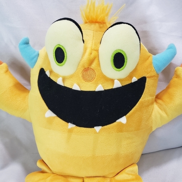 Buddy Orange Monster Don't Play With Your Food Plush Toy 10 Inch Bob Shea 2019 - Picture 2 of 7